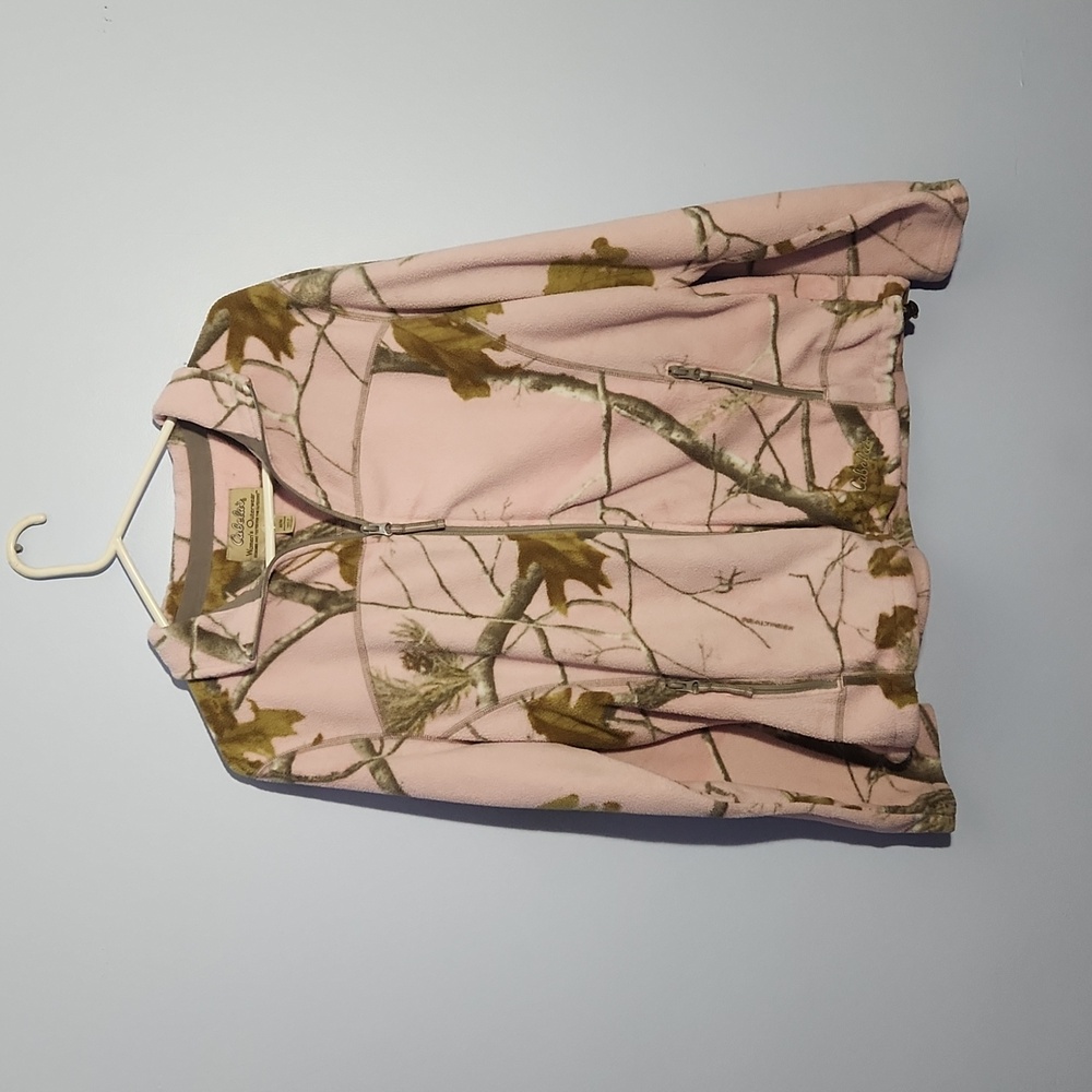 Women's Cabela's pink camo fleece, M
